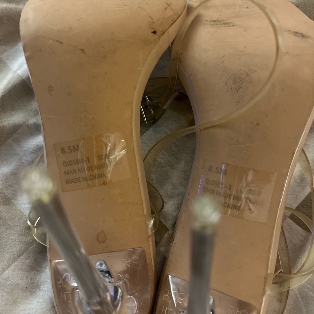 Heels - Picture 4 of 7